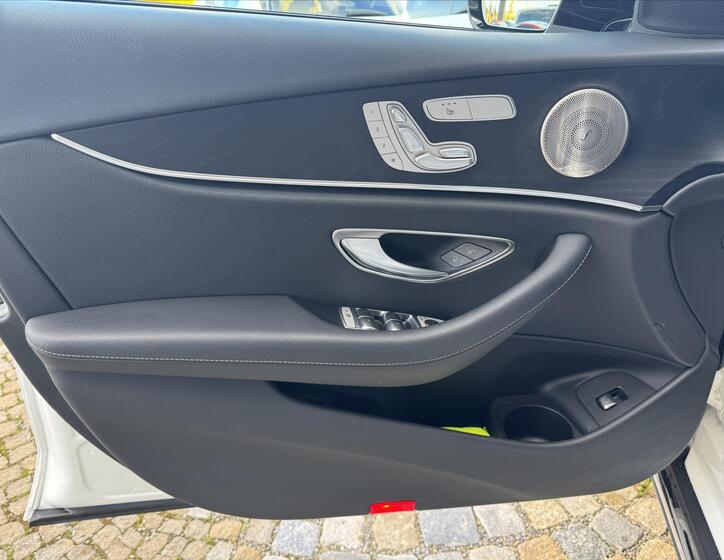 Mercedes-Benz Třídy E 4