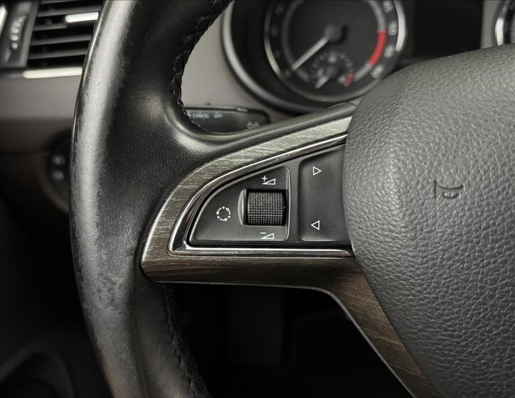 Škoda Octavia 10