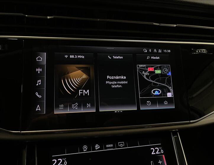 Audi Q7 11