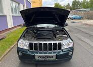 Jeep Grand Cherokee 32