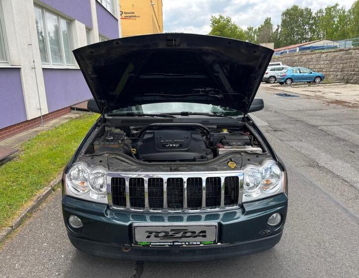 Jeep Grand Cherokee 32