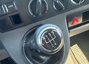 Volkswagen Transporter 16