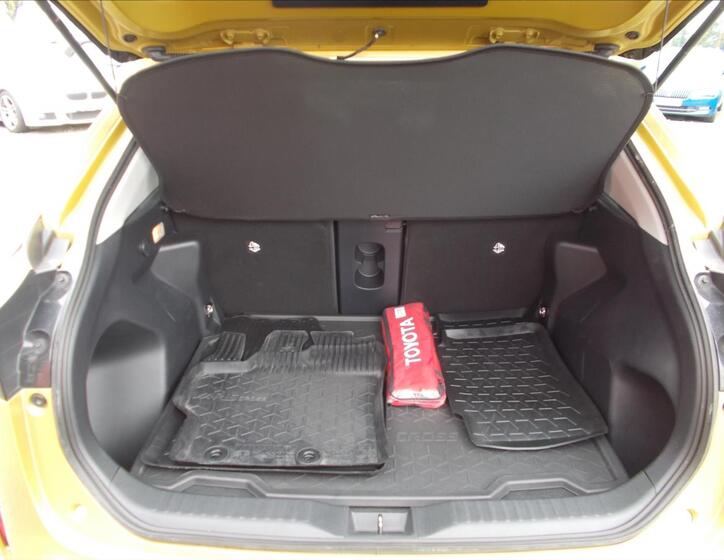 Toyota Yaris 15
