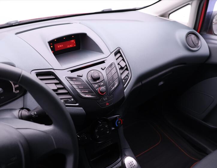 Ford Fiesta 15