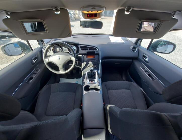Peugeot 3008 23