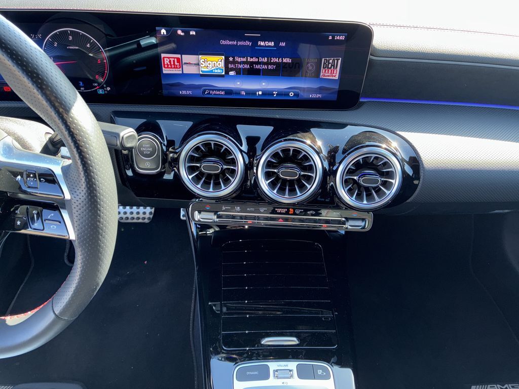 Mercedes-Benz CLA 19