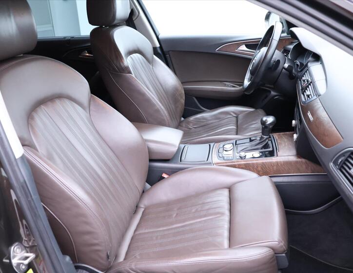 Audi A6 Allroad 14