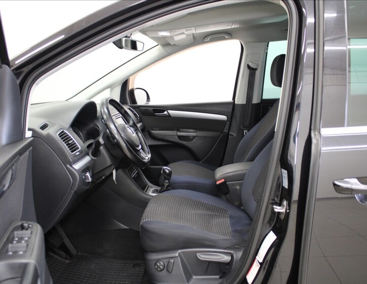 Volkswagen Sharan 6