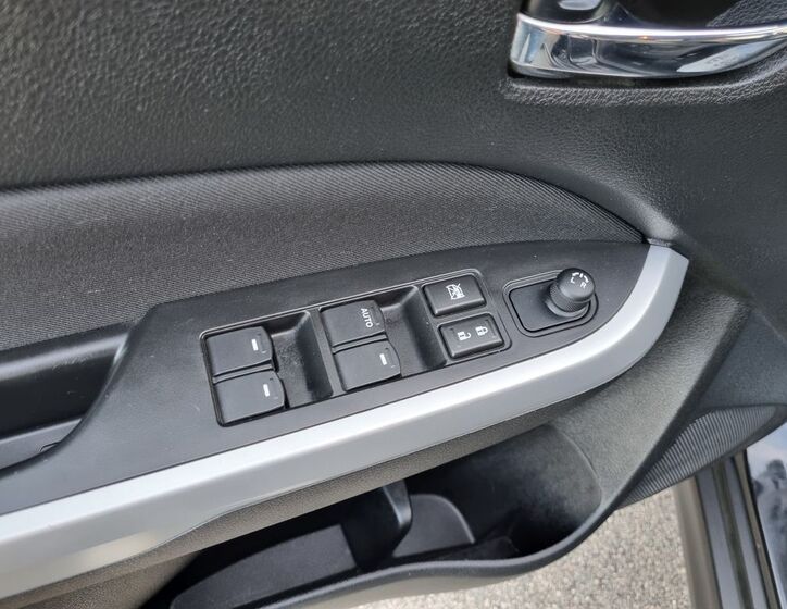 Suzuki Vitara 20