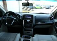 Chrysler Town & Country 22