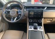 Jaguar F-Pace 15