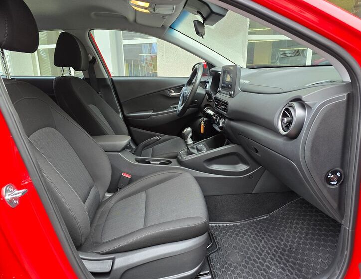 Hyundai Kona 21