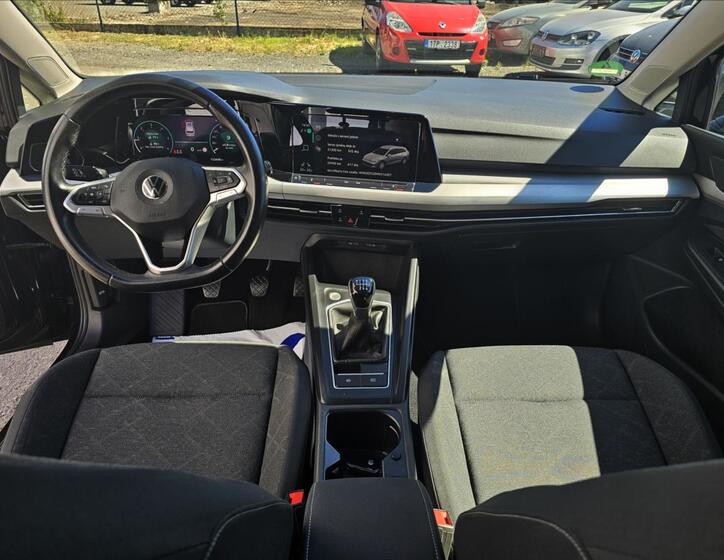 Volkswagen Golf 25