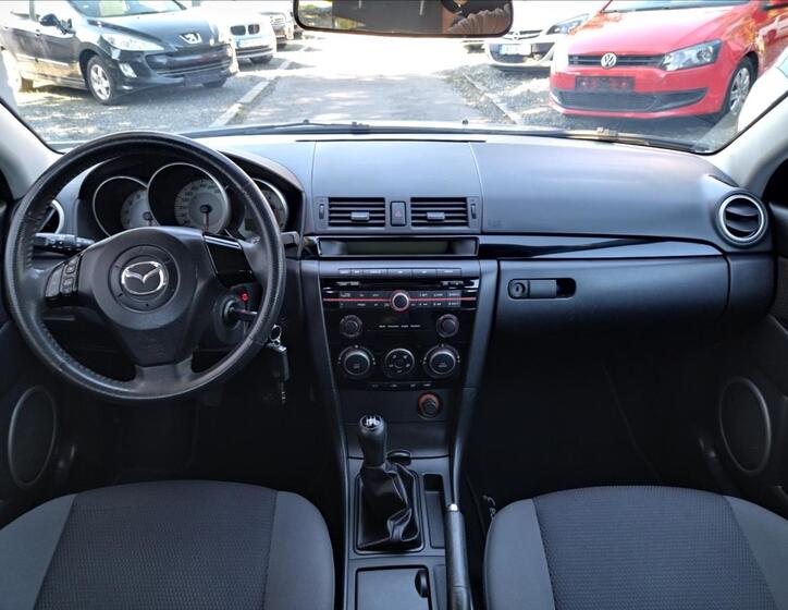 Mazda 3 10