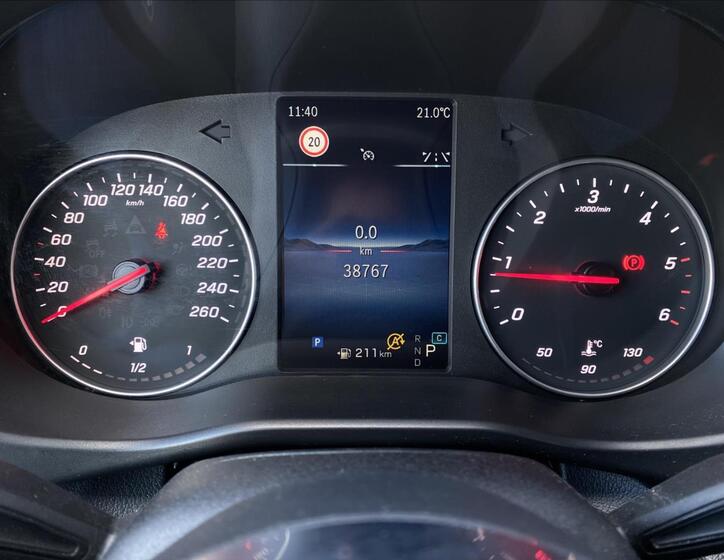 Mercedes-Benz Vito 17