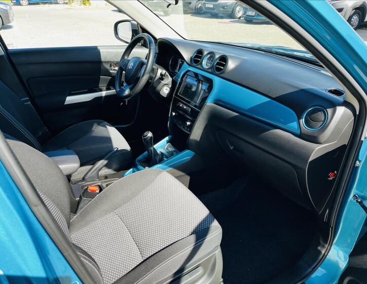 Suzuki Vitara 23