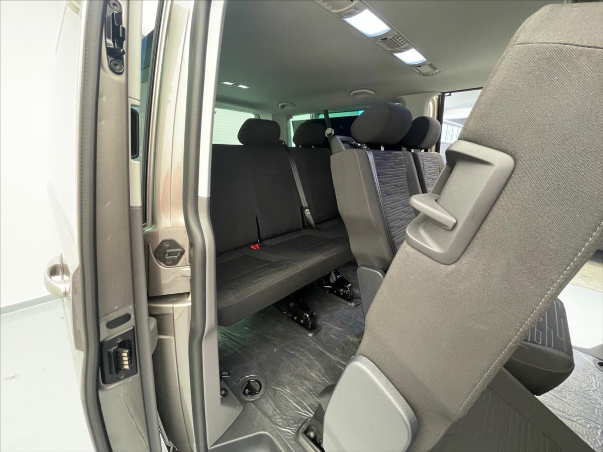 Volkswagen Caravelle