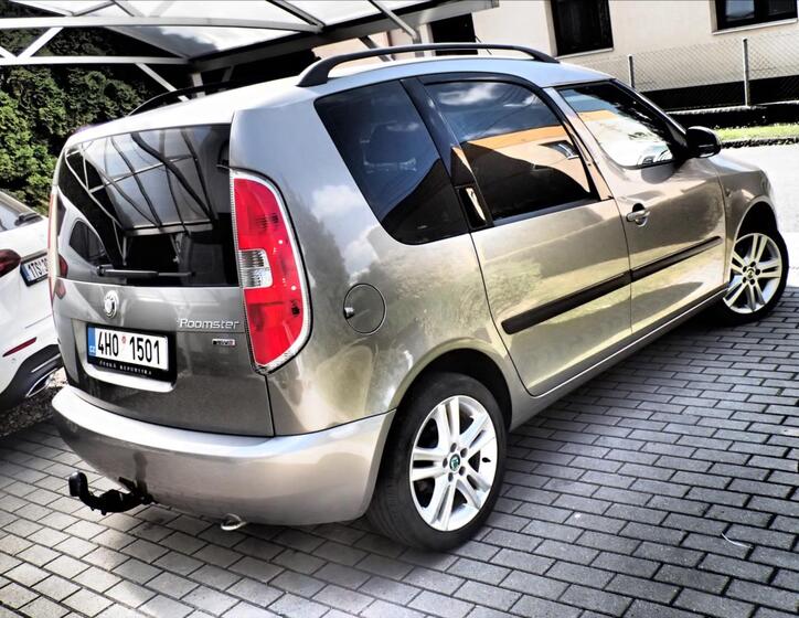 Škoda Roomster 4