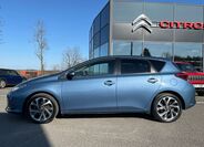 Toyota Auris 4