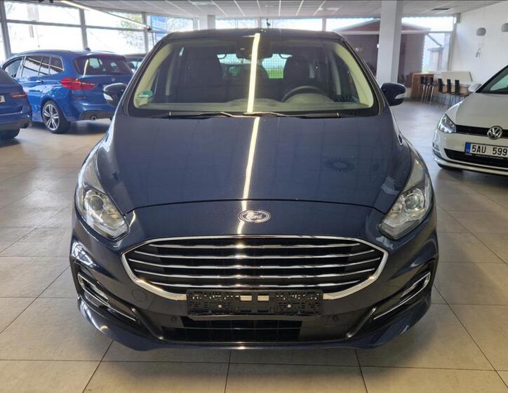 Ford S-MAX 19