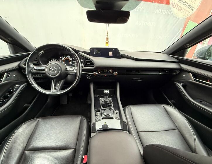 Mazda 3 14