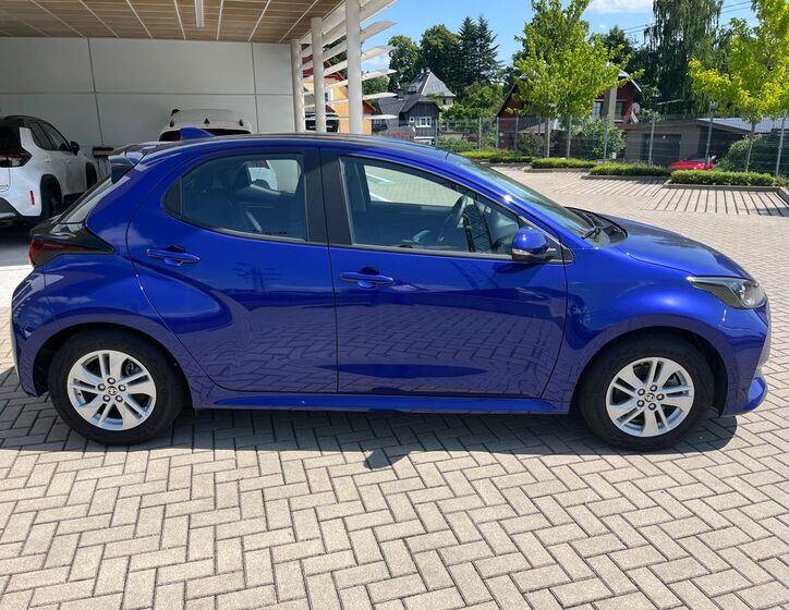 Toyota Yaris 7