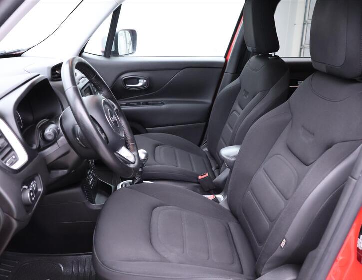 Jeep Renegade 10