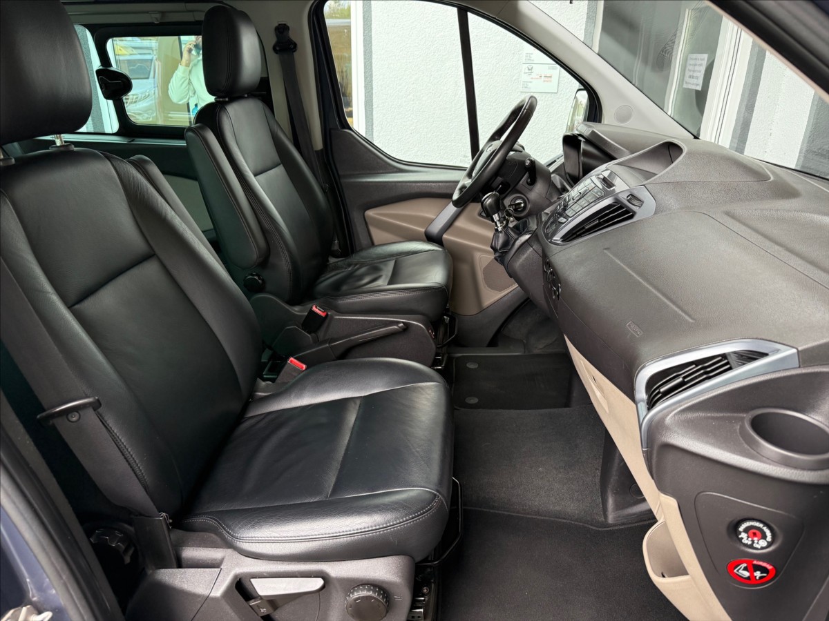 Ford Tourneo Custom