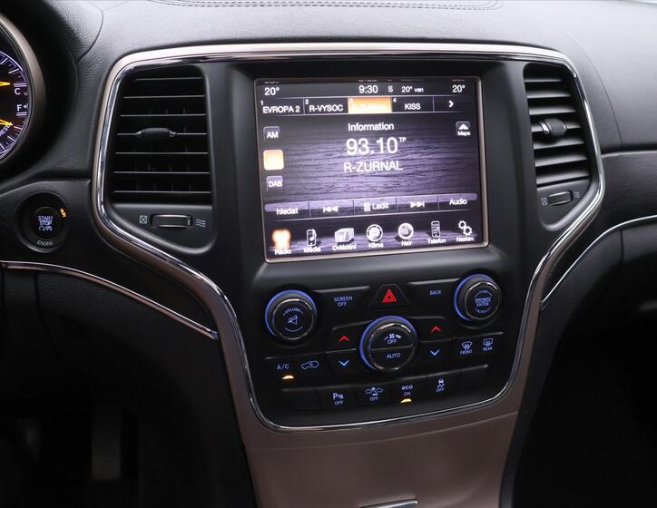 Jeep Grand Cherokee 27
