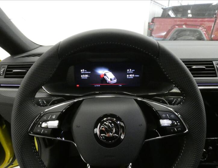 Škoda Superb 9