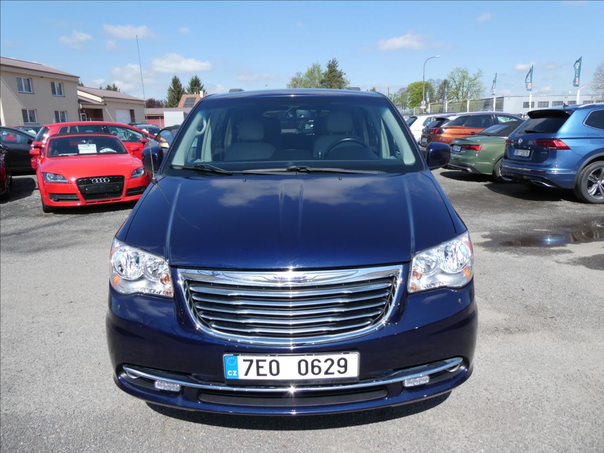 Chrysler Town & Country