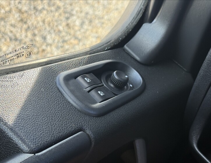 Renault Master 17
