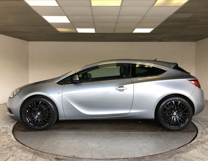 Opel Astra 4