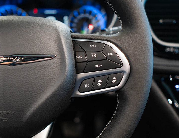 Chrysler Pacifica 19
