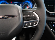 Chrysler Pacifica 19