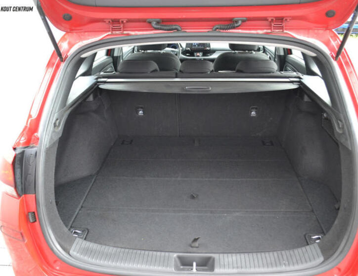 Hyundai i30 14