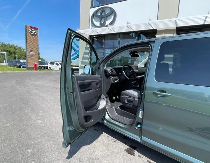 Toyota ProAce Verso 13
