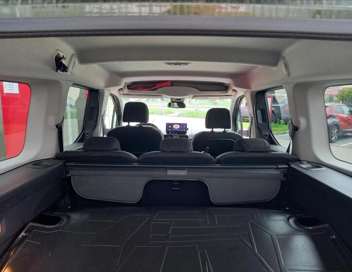 Toyota ProAce City Verso 11