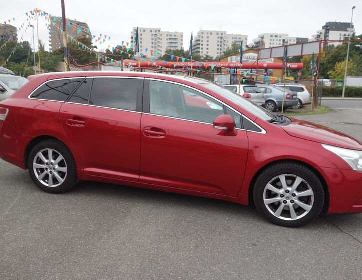 Toyota Avensis 7