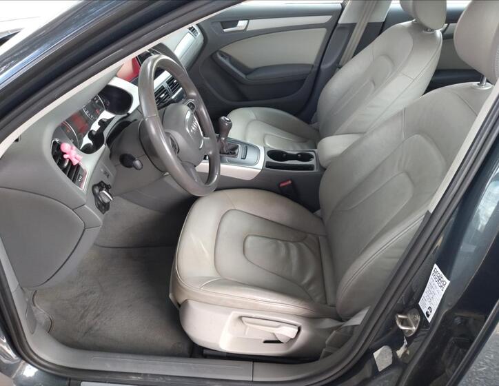 Audi A4 9