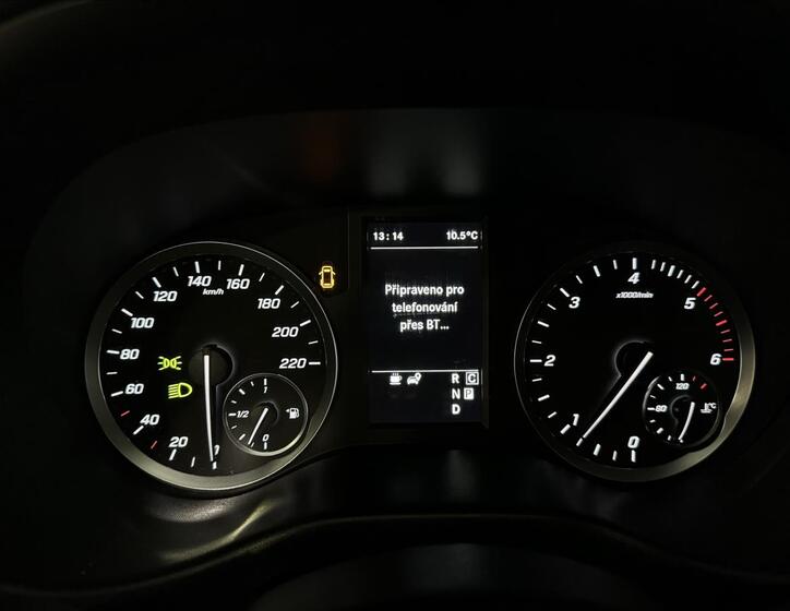 Mercedes-Benz Vito 19