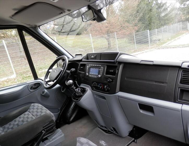 Ford Transit 14