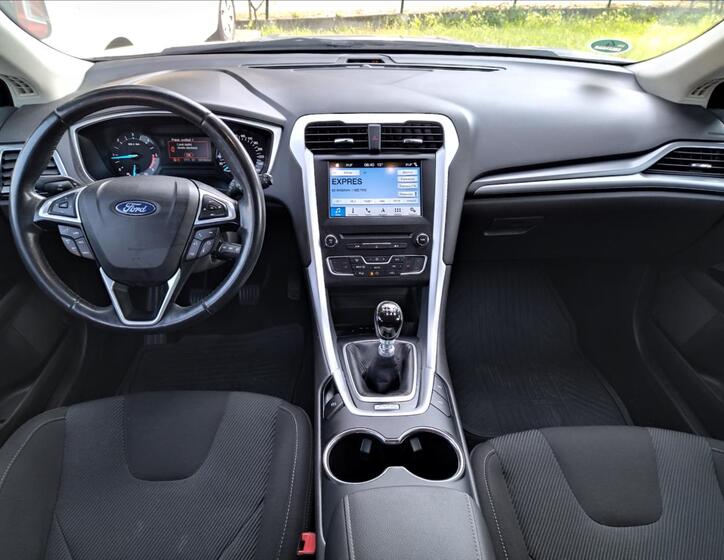 Ford Mondeo 10