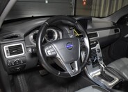 Volvo V70 12