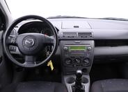 Mazda 2 23