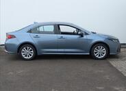 Toyota Corolla 4