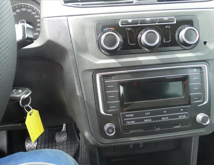 Volkswagen Caddy 26
