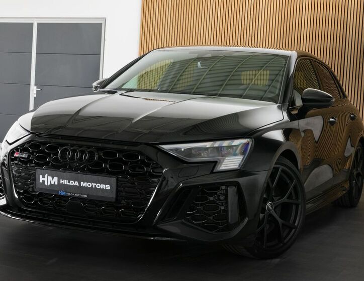 Audi RS3 3