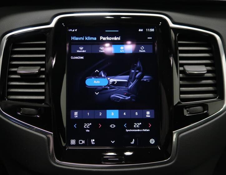 Volvo XC90 26