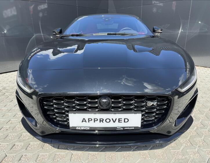 Jaguar F-Type 5